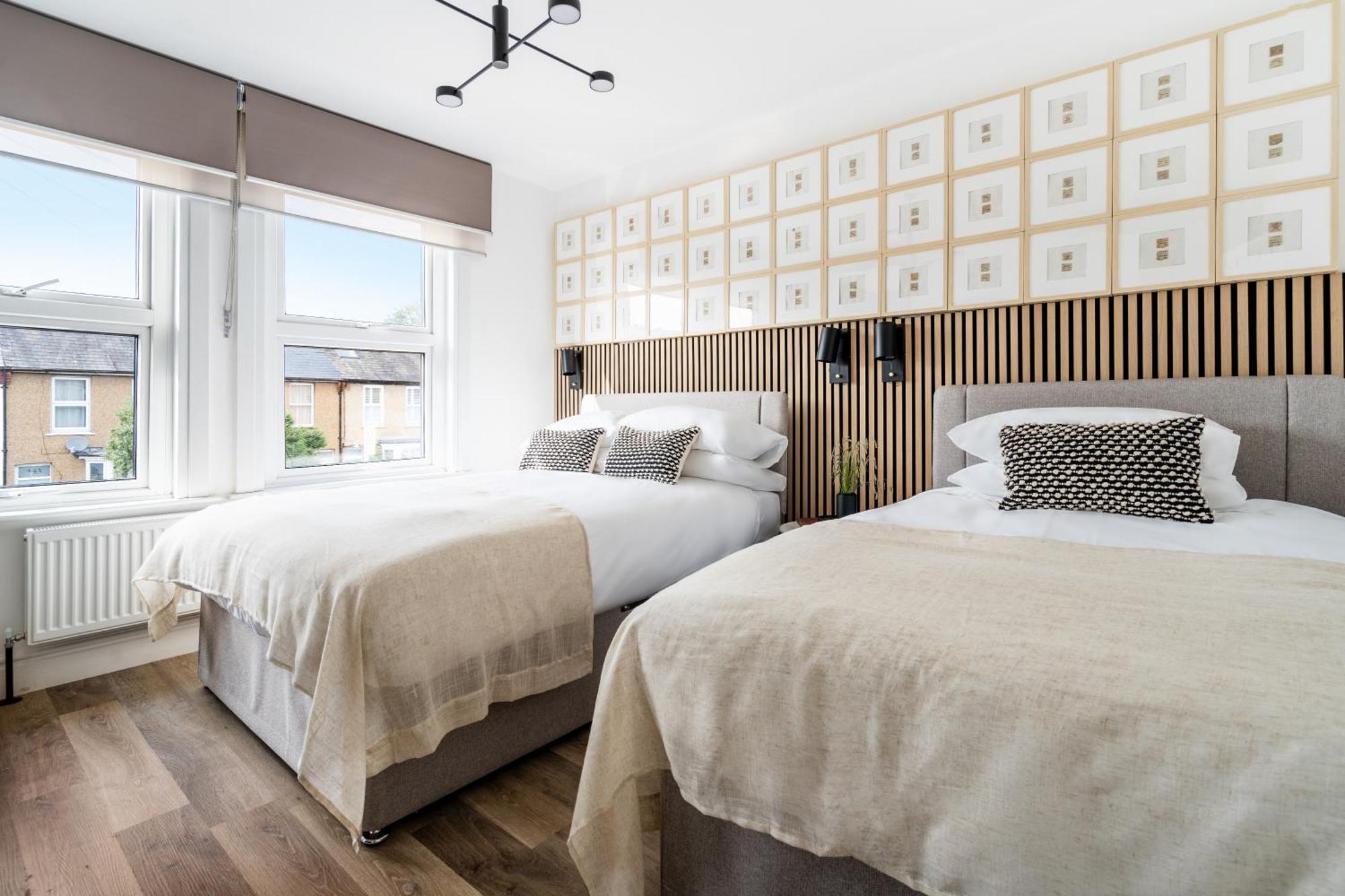 Newly Designed, 2Br Apt, 5Min From Northwood London Tube Station, Nato Hq, Ideal For Wembley, Warner Studio, Contractors Екстер'єр фото