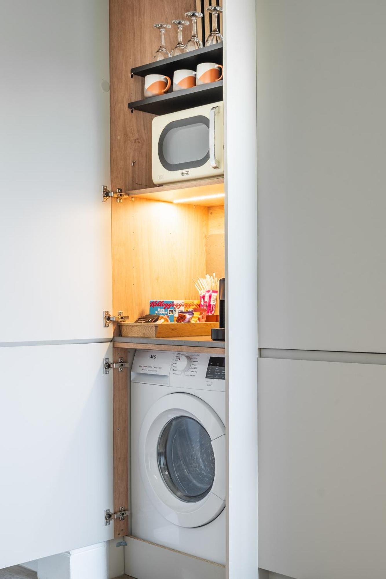 Newly Designed, 2Br Apt, 5Min From Northwood London Tube Station, Nato Hq, Ideal For Wembley, Warner Studio, Contractors Екстер'єр фото